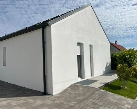 Modern, Stilusos Paloznakon